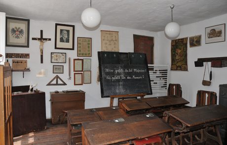 Klassenzimmer im Dorfmuseum Mönchhof