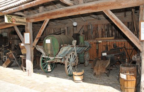 Fuhrwerk im Dorfmuseum Mönchhof